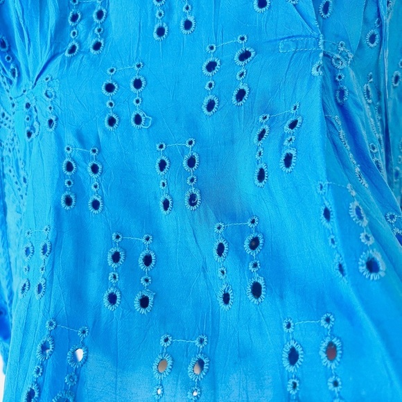 JOHNNY WAS KEYHOLE PONCHO TOP - Eyelet Blue - Picture 6 of 9